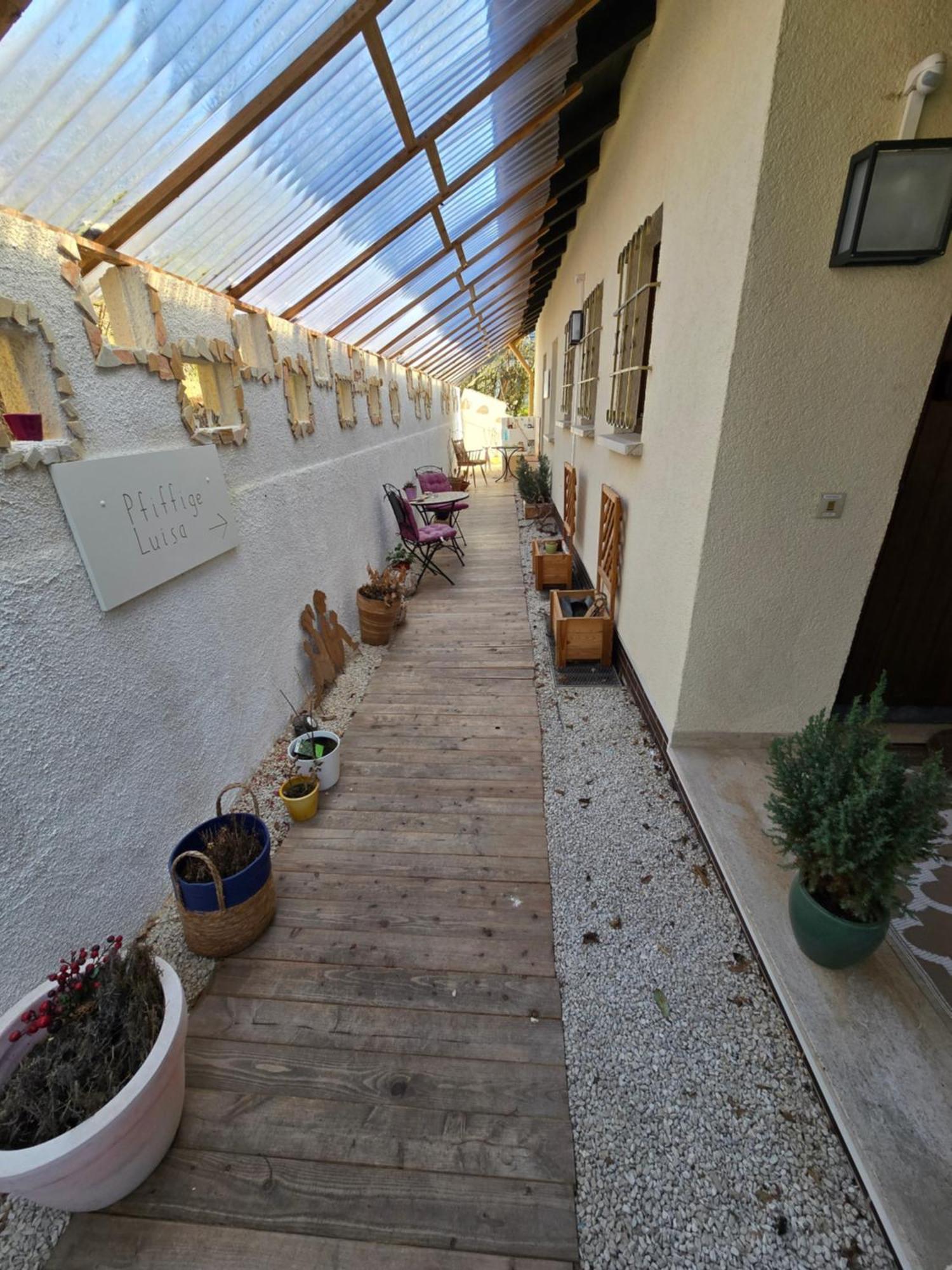 Marburg Apartment Pfiffige Luisa In Ruhiger Waldrandlage Mit Balkon Und Wintergarten Kültér fotó